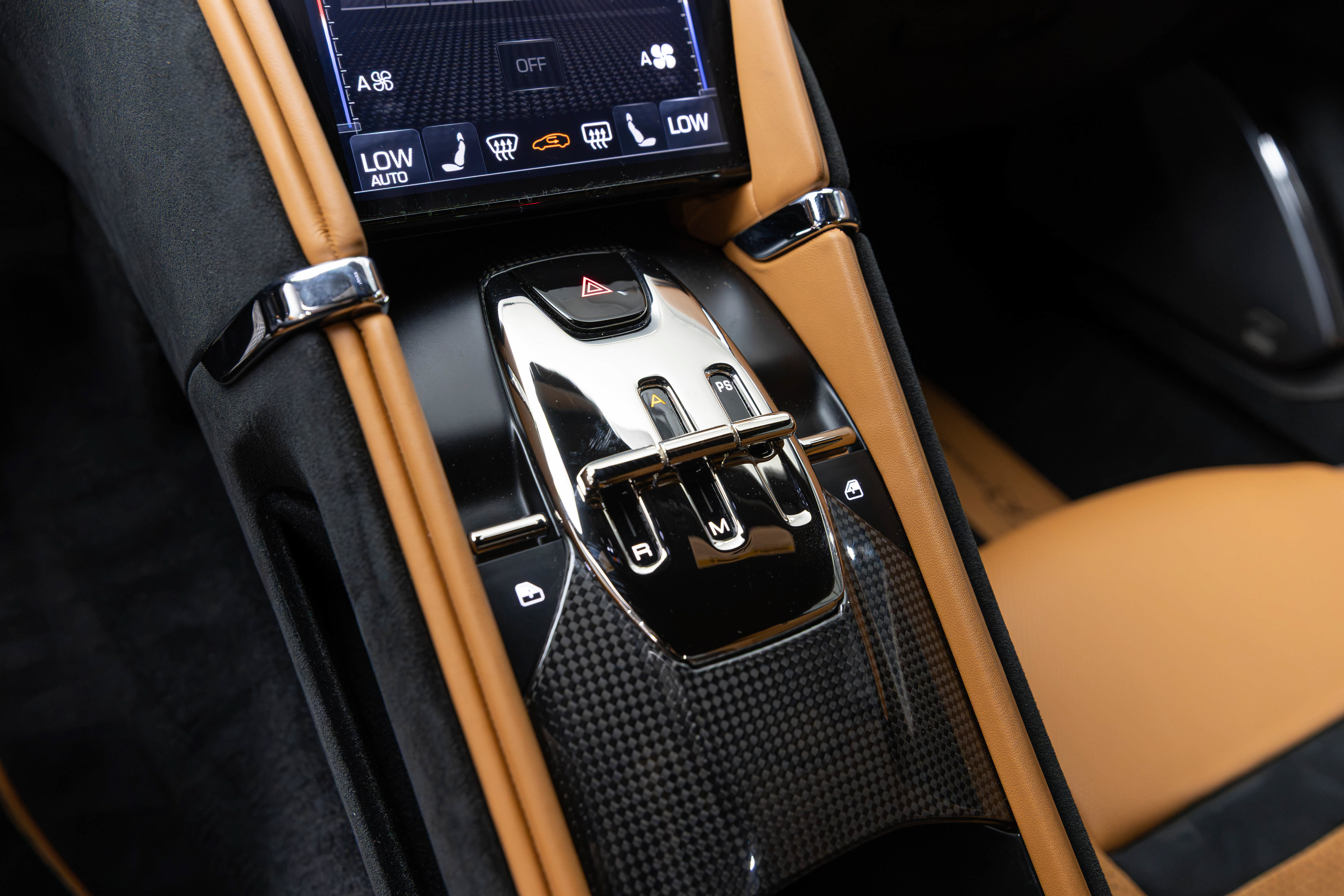 Used 2022 Ferrari Roma RWD image 6
