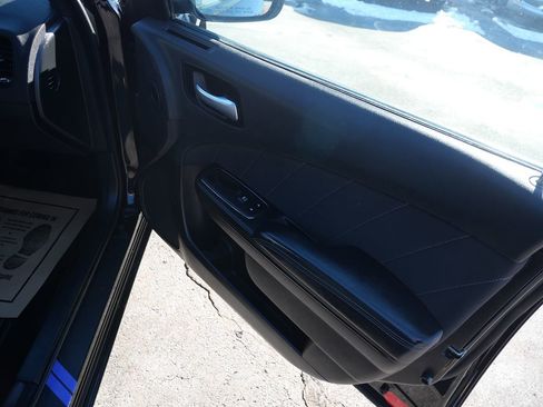 Used 2022 Dodge Charger SXT w/ Blacktop Package image 31