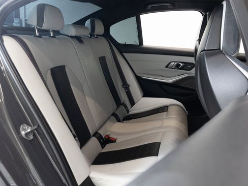 Used 2023 BMW M3 w/ M Carbon Exterior Package image 33