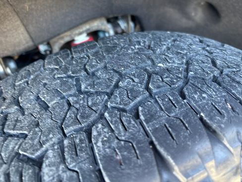 Used 2025 GMC Sierra 2500 AT4 w/ AT4 Premium Plus Package image 33