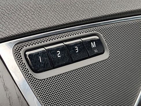 Used 2020 Volvo XC90 T6 Momentum w/ Protection Package Premier image 23