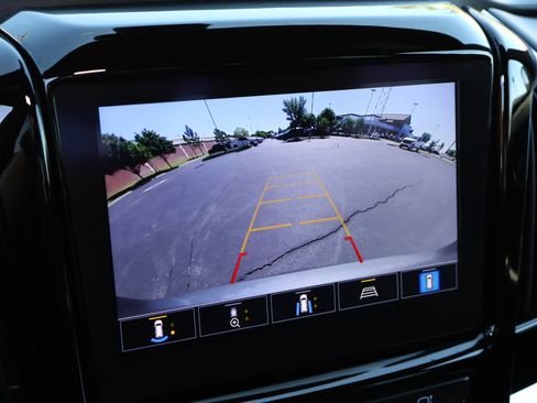Used 2023 Chevrolet Traverse RS w/ LPO, Floor Liner Package AWD/4WD image 5