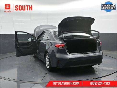 Used 2023 Toyota Corolla LE image 52