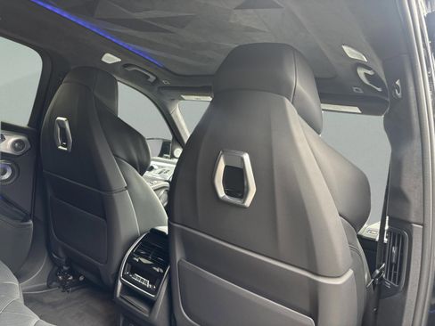 Used 2024 BMW XM image 30