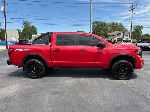 Used 2021 Nissan Titan PRO-4X w/ Pro-4x Utility Package AWD/4WD image 2