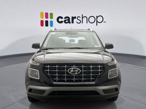 Used 2023 Hyundai Venue SEL image 6