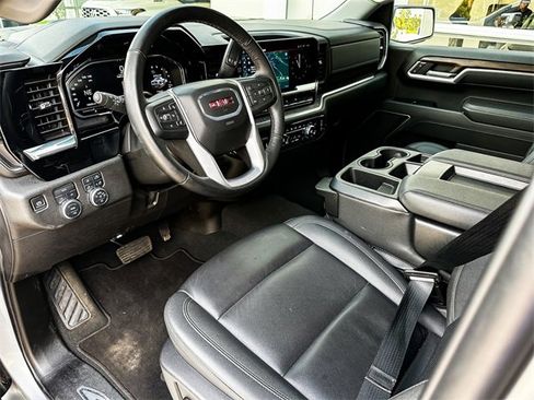 Used 2025 GMC Sierra 1500 SLT image 14