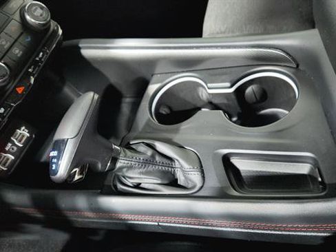 Used 2025 Dodge Durango GT image 18