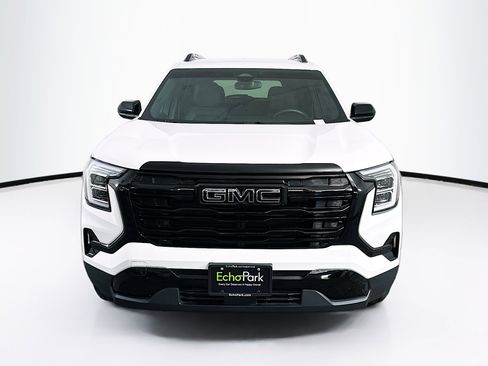 Used 2025 GMC Terrain Elevation w/ Elevation Premium Package AWD/4WD image 2