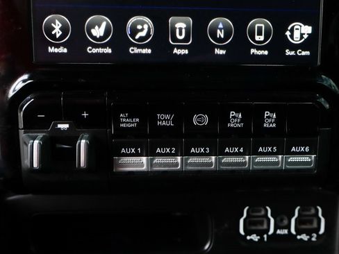 Used 2020 RAM 2500 Limited image 36