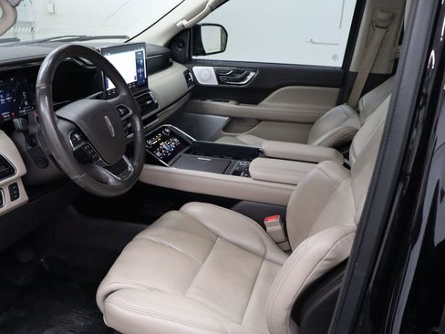 Used 2023 Lincoln Navigator L Reserve image 25