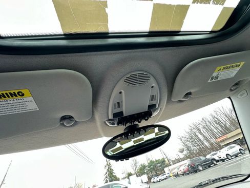 Used 2009 MINI Cooper Hardtop image 18