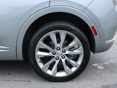 Used 2023 Buick Envision Avenir image 40