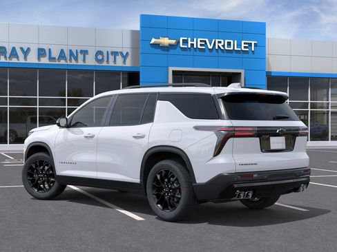 New 2026 Chevrolet Traverse LT w/ Midnight/Sport Edition FWD image 3