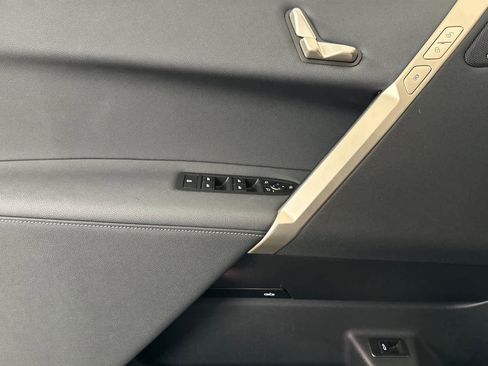 Used 2024 BMW iX xDrive50 w/ Sport Package image 12