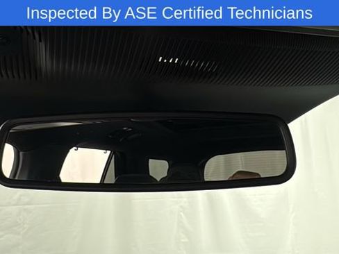 Used 2025 Ford Explorer ST image 34