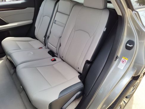 Used 2019 Lexus RX 350 AWD w/ Navigation Package image 35