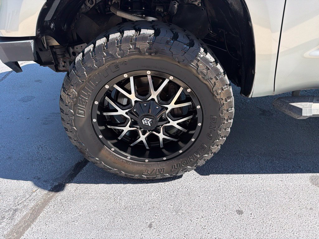 Used 2017 Toyota Tundra SR5 w/ SR5 Upgrade Package RWD image 17