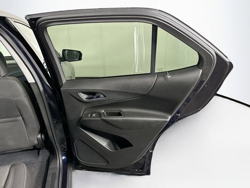 Used 2020 Chevrolet Equinox LT image 29