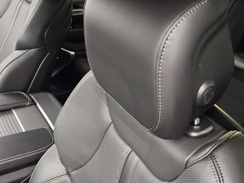 New 2026 Jeep Grand Wagoneer 4WD w/ Premium Group I image 28