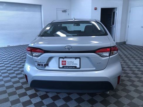 Certified 2025 Toyota Corolla LE FWD image 13