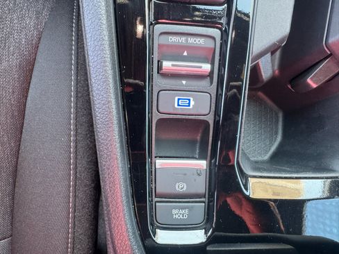 Certified 2024 Honda Accord Sport image 18