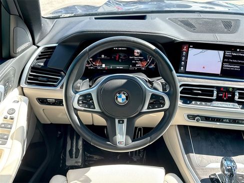 Used 2021 BMW X5 M50i w/ Executive Package image 10