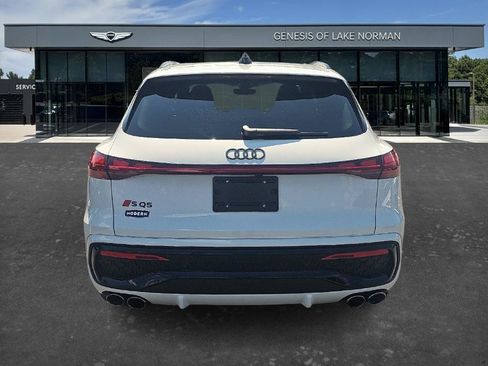 Used 2025 Audi SQ5 Prestige AWD/4WD image 8