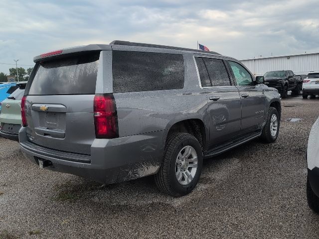 Used 2019 Chevrolet Suburban LT AWD/4WD image 4