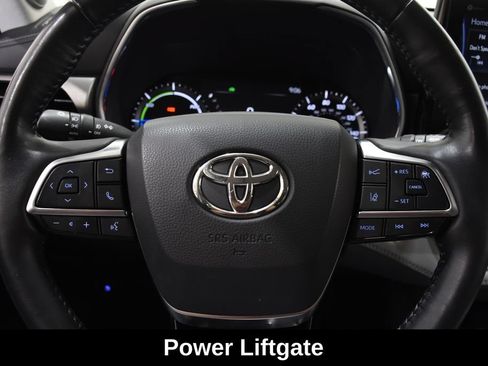Used 2020 Toyota Highlander Limited AWD/4WD image 16