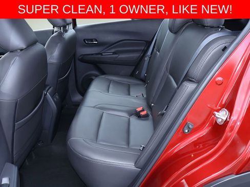 Used 2022 Nissan Kicks SV FWD image 12