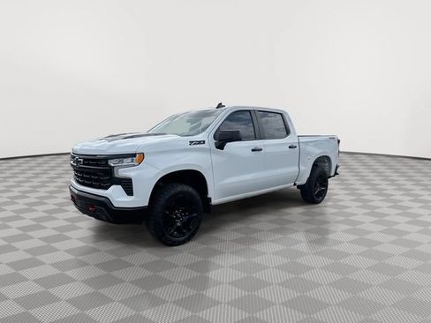 Certified 2023 Chevrolet Silverado 1500 LT Trail Boss w/ LPO, Dark Essentials Package AWD/4WD image 6