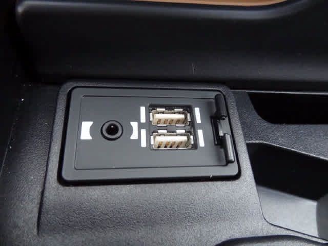 Used 2020 Lexus ES 300h w/ Accessory Package FWD image 38