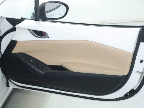 Used 2024 MAZDA MX-5 Miata Grand Touring image 31