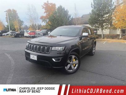 Used 2018 Jeep Grand Cherokee Laredo