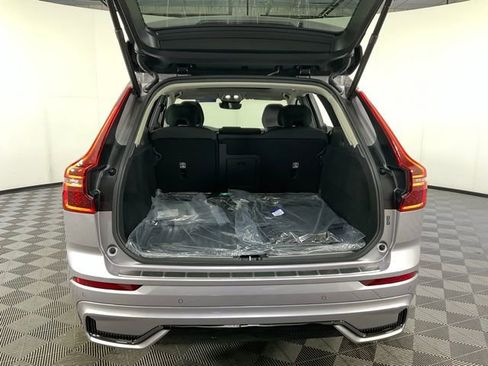 New 2026 Volvo XC60 B5 Plus w/ Protection Package Premier image 32