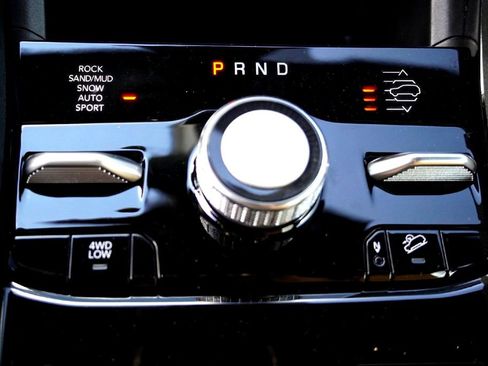 New 2025 Jeep Grand Cherokee L Summit w/ Obsidian Package image 15