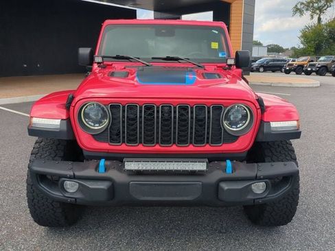 Used 2025 Jeep Wrangler Unlimited Rubicon 4xe AWD/4WD image 9