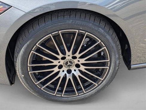 Certified 2025 Mercedes-Benz C 300 Sedan image 9