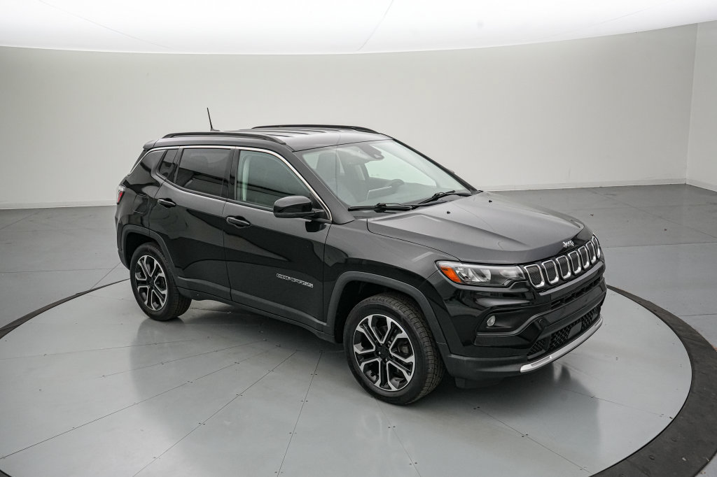 Used 2022 Jeep Compass Limited AWD/4WD image 2