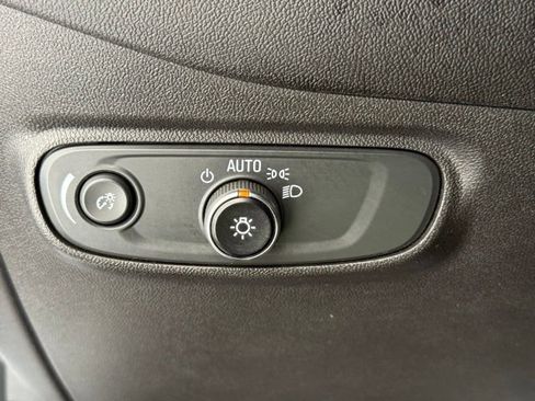 Used 2023 Chevrolet Equinox LT w/ LPO, Floor Liner Package AWD/4WD image 31