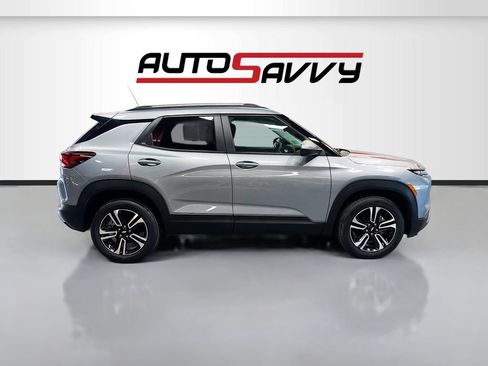 Used 2024 Chevrolet TrailBlazer LT w/ Driver Confidence Package AWD/4WD image 8