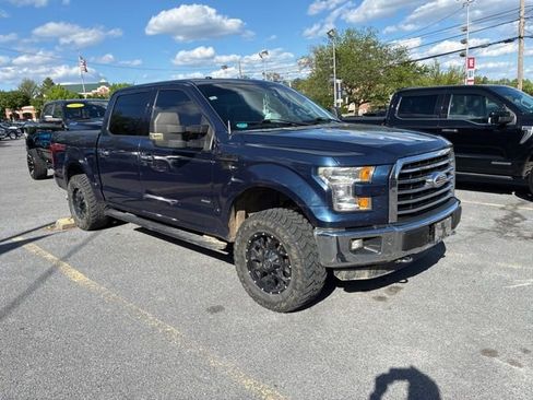 Used 2015 Ford F150 XLT w/ Equipment Group 302A Luxury AWD/4WD image 3
