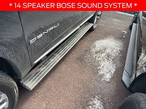 Used 2022 GMC Yukon Denali image 13