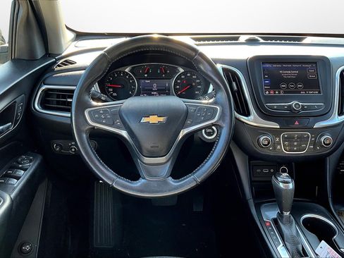 Used 2020 Chevrolet Equinox LT image 5