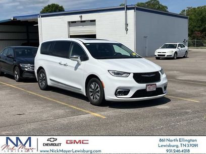 Used 2022 Chrysler Pacifica Limited