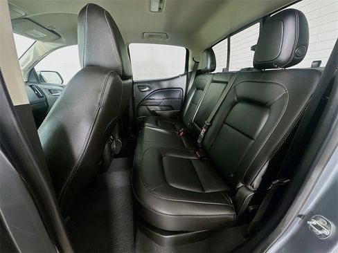 Used 2022 Chevrolet Colorado Z71 image 29