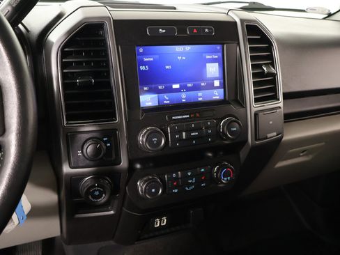 Used 2020 Ford F150 XLT w/ Equipment Group 302A Luxury RWD image 5