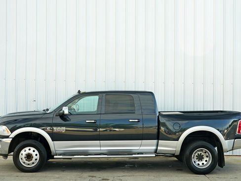 Used 2015 RAM 3500 Laramie image 45