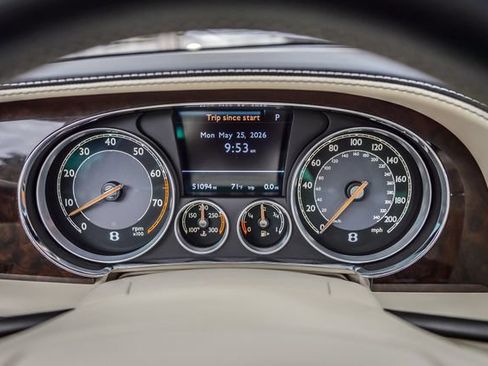 Used 2014 Bentley Flying Spur W12 AWD/4WD image 18